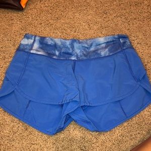 Lululemon speed up 2.5 shorts